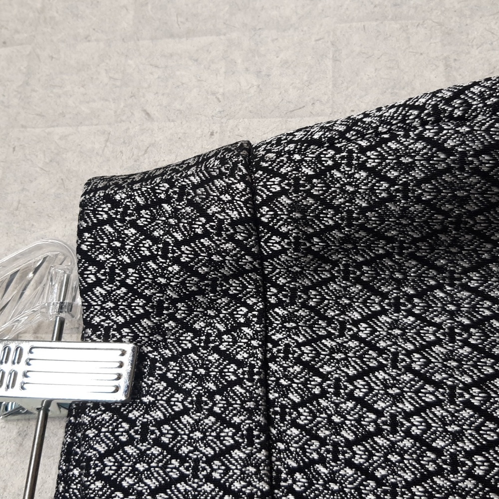 Chico's Geometric Pattern Ankle Pants - image 4